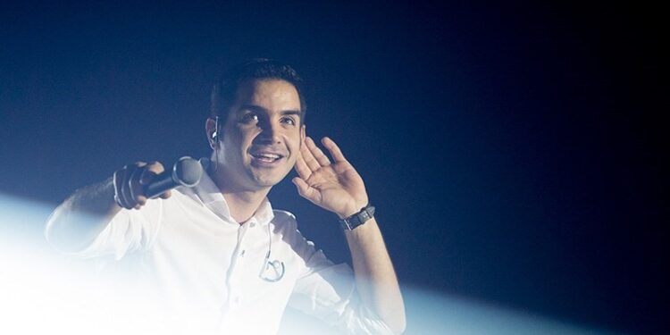 محسن یگانه پشتپردهها را افشا میکند