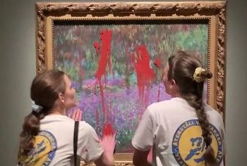 نقاشی «مونه» قربانی حملات معترضان شد