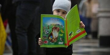 بسیاری از کودکان مصرف‌کننده کتاب نیستند، منتقد هستند