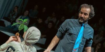 تئاتر افشاریان