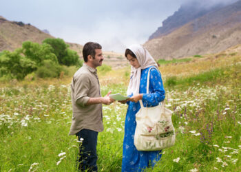 نمایش و نقد ملاقات خصوصی