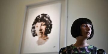 اثر هنری ربات نقاش حراج می شود