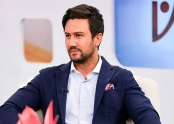 شاهرخ استخری