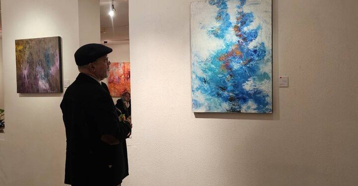 وقتی رنگها و خطوط انتزاعی دستمایه نقاشِ عاشق طبیعت میشود