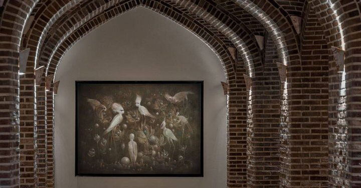 از مواجهه با «اسید آمینهها» در جهان ذهنی هنرمند تا سنگینی معماری یک حمام بر آثار