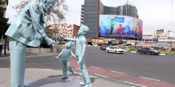 انتقاد از نحوه جمع‌آوری مجسمه‌های شهری توسط شهرداری تهران